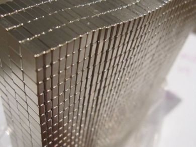 Neodymium Block Magnet - 5mm x 1.7mm x 3.5mm | N50 | Magnetised Through 3.5mm